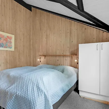 3 Bedroom Cozy In Sydals *